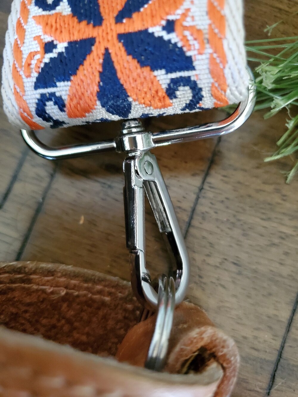 Handmade Cowboy Boot Crossbody Purse with Woven Boho Guitar Strap - Picture 8 of 16